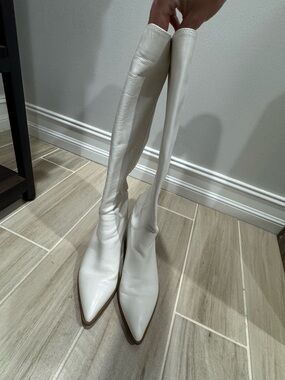 Sam Edelman White Pointed Toe Knee-High Boots